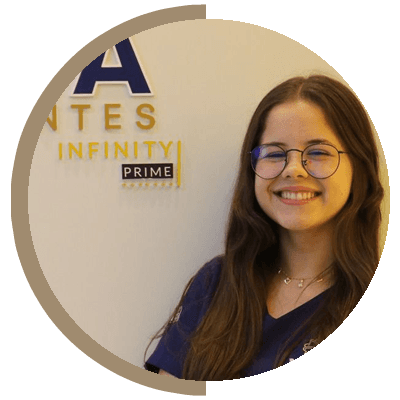 Emanuella Beatriz, Social media da Clínica Vita Implantes em Goiânia
