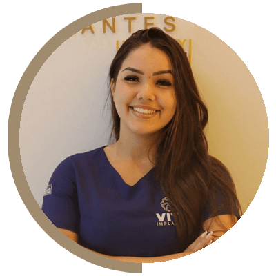 Maryna de Souza, Atendimento da Clínica Vita Implantes em Goiânia